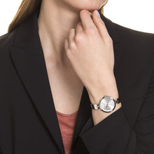 Laden Sie das Bild in den Galerie-Viewer, Joop Damen Uhr Armbanduhr 2022830 Analog Quarz Edelstahl
